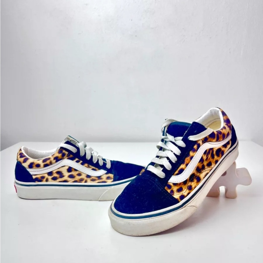 Vans Old Skool Leopard Print Sneakers - Women’s Size 6